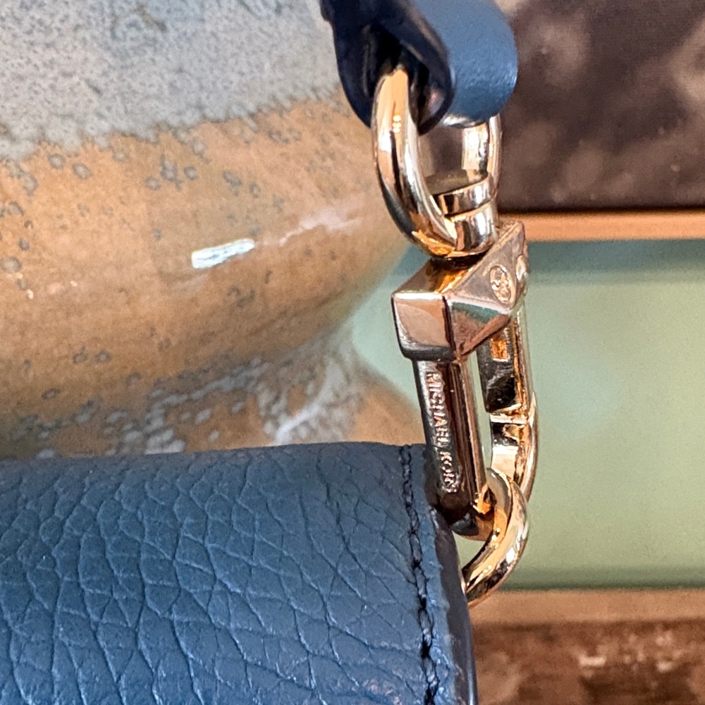 New Michael Kors Denim Blue Pebbled Leather Crossbody with Gold MK Emblem - Picture 4 of 10